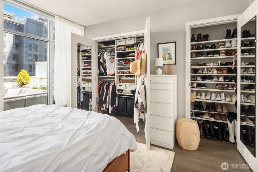 Property photo for 583 Battery Street #702n, Seattle photo 19