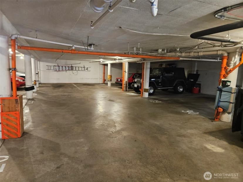 Property photo for 919 2nd Avenue W #407, Seattle photo 21