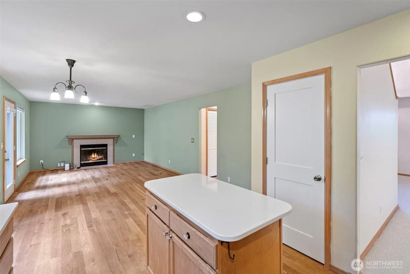 Property photo for 6001 Whale Dancer Court Ne, Suquamish photo 10