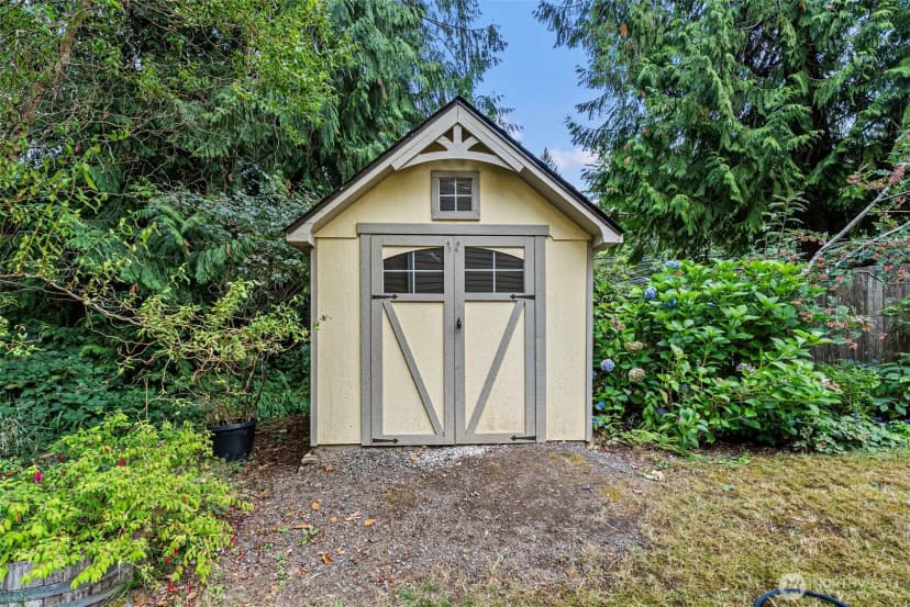 Property photo for 6001 Whale Dancer Court Ne, Suquamish photo 32
