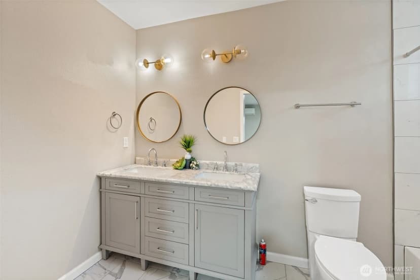 Property photo for 9417 Winona Street Sw, Lakewood photo 15