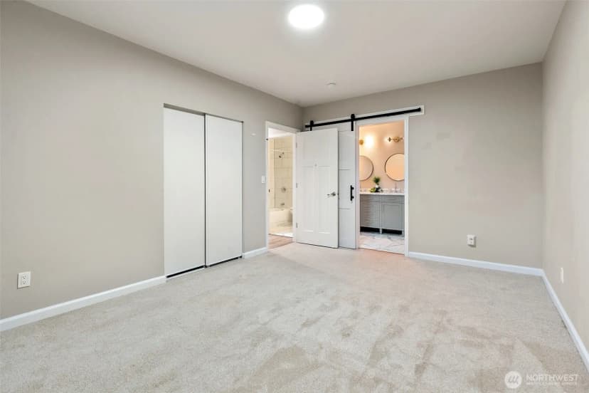 Property photo for 9417 Winona Street Sw, Lakewood photo 14