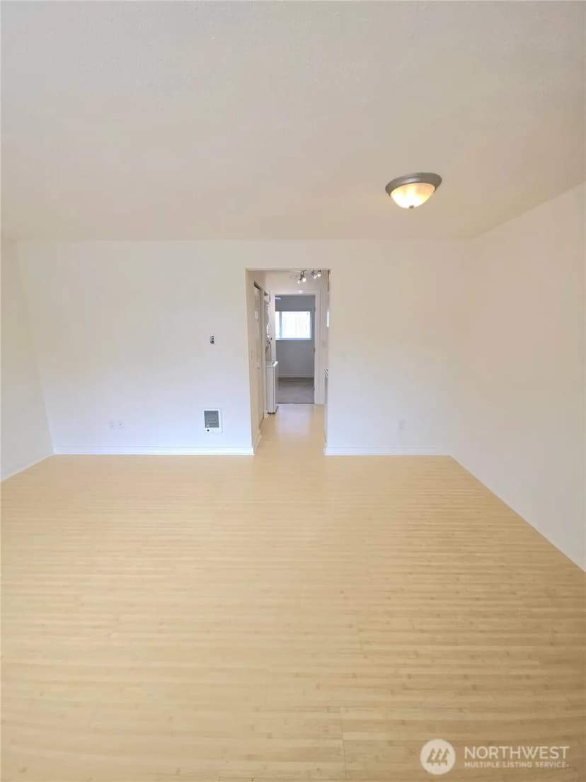 Property photo for 9811 Whitman Avenue Sw #2, Lakewood photo 2