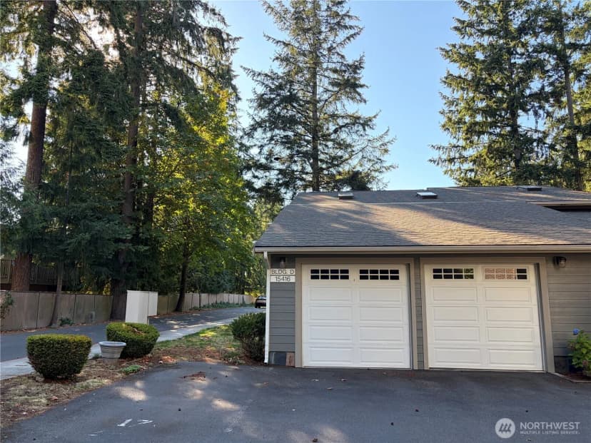 Property photo for 15406 Ne 15th Place #d24, Bellevue photo 23