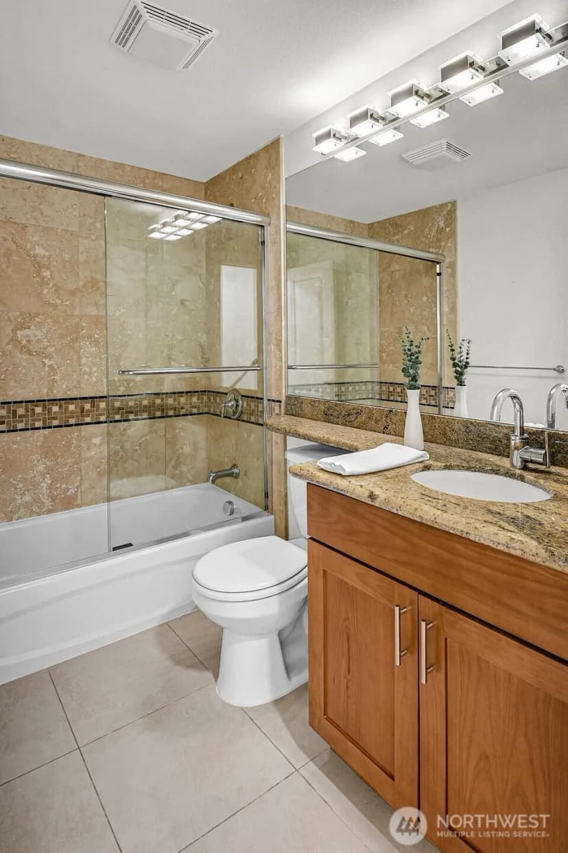 Property photo for 15406 Ne 15th Place #d24, Bellevue photo 16