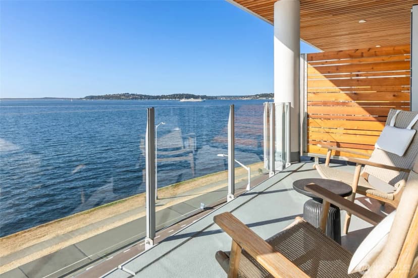 Property photo for 1250 Alki Avenue Sw #pha, Seattle photo 3