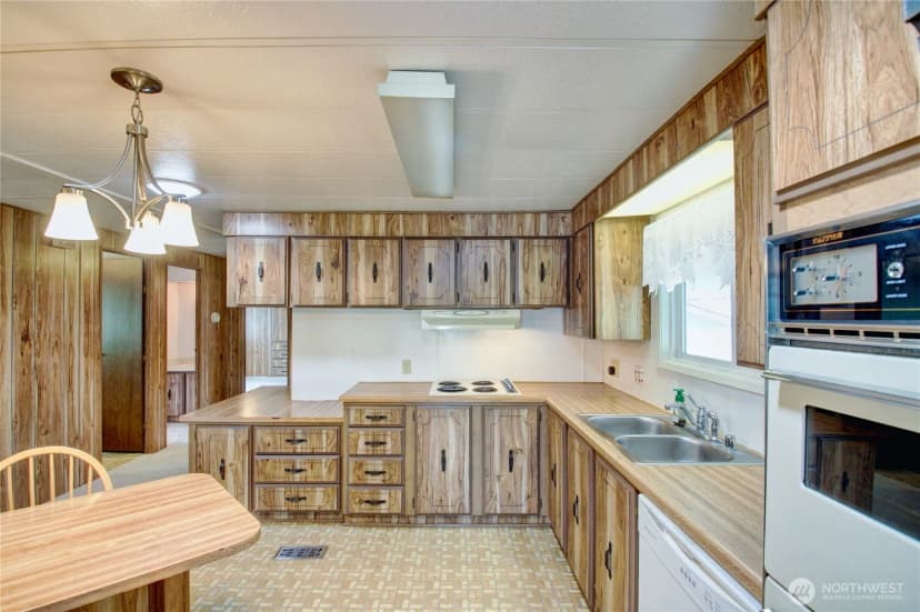 Property photo for 5900 64th Street Ne #105, Marysville photo 8