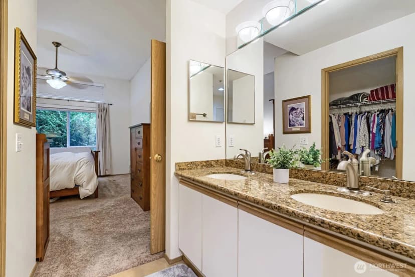 Property photo for 5933 S 234th Place #2-5, Kent photo 22
