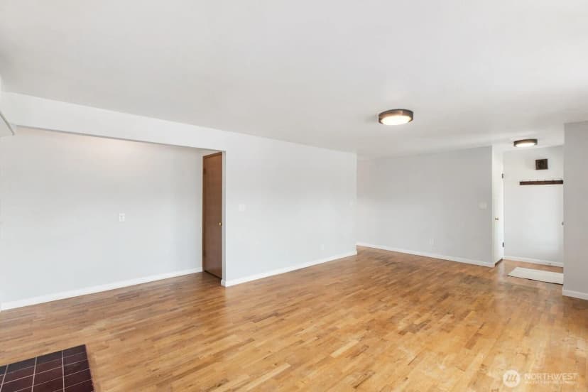Property photo for 1021 Lombard Avenue, Everett photo 9