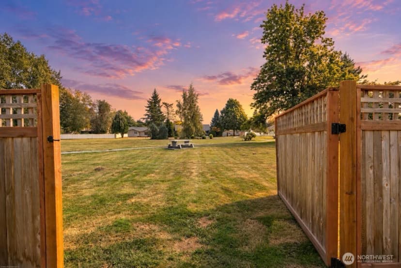 Property photo for 4898 Seafair Drive, Blaine photo 32