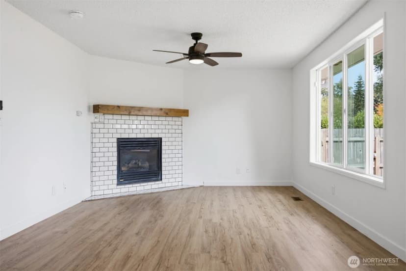 Property photo for 4898 Seafair Drive, Blaine photo 15