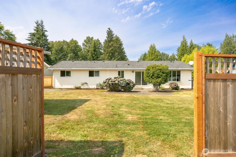 Property photo for 4898 Seafair Drive, Blaine photo 31