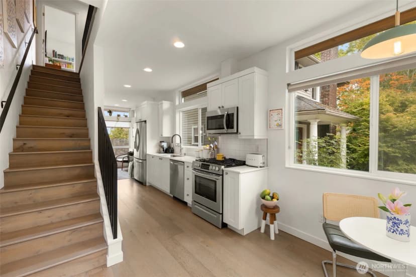 Property photo for 1829 11 Avenue W #d, Seattle photo 9