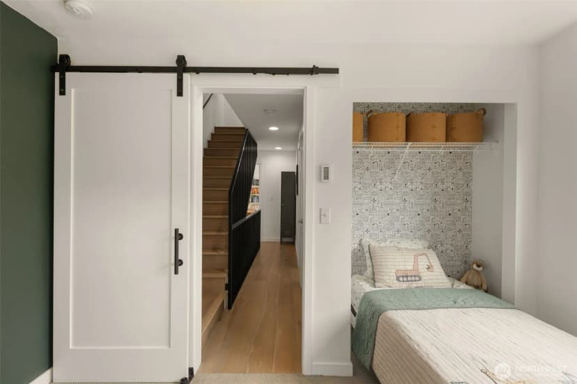 Property photo for 1829 11 Avenue W #d, Seattle photo 13