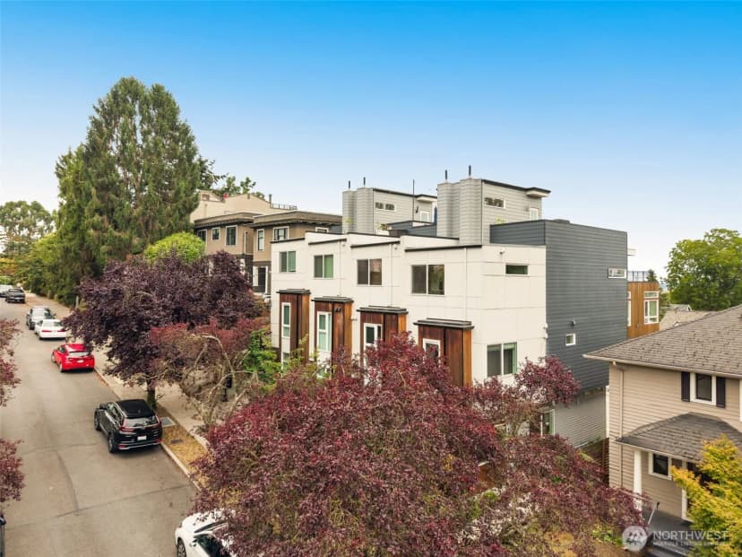 Property photo for 1829 11 Avenue W #d, Seattle photo 27