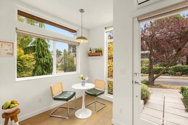 Property photo for 1829 11 Avenue W #d, Seattle photo 3