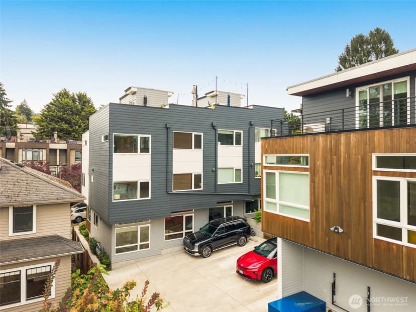 Property photo for 1829 11 Avenue W #d, Seattle photo 28