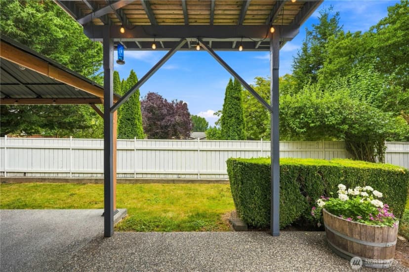Property photo for 2219 116th Avenue Ne, Lake Stevens photo 17