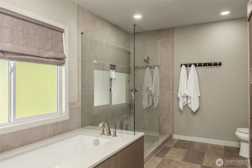 Property photo for 322 5th Avenue #302, Kirkland photo 23
