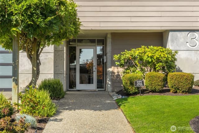 Property photo for 322 5th Avenue #302, Kirkland photo 4