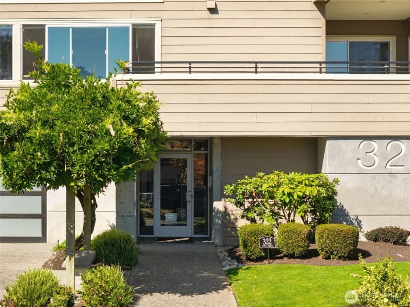 Property photo for 322 5th Avenue #302, Kirkland photo 3