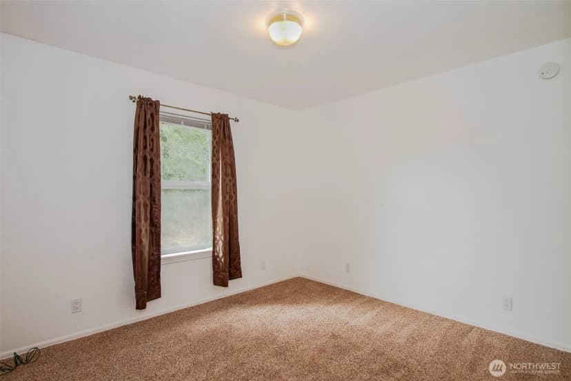 Property photo for 216 S 3rd Street W, Chewelah photo 26