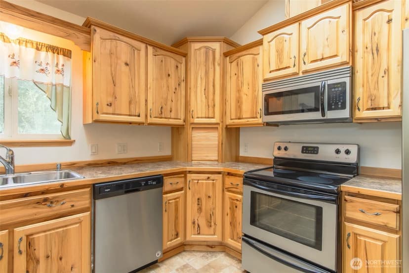 Property photo for 216 S 3rd Street W, Chewelah photo 20