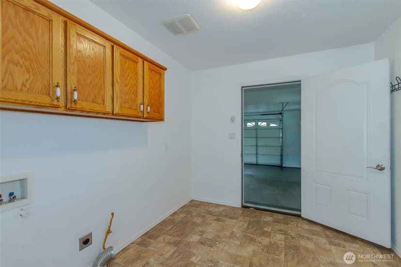 Property photo for 216 S 3rd Street W, Chewelah photo 31