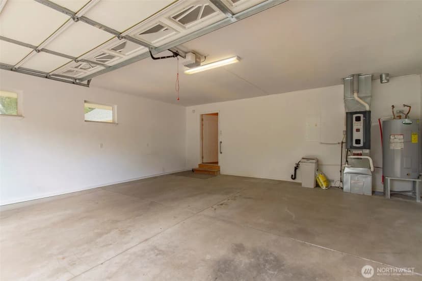 Property photo for 216 S 3rd Street W, Chewelah photo 32