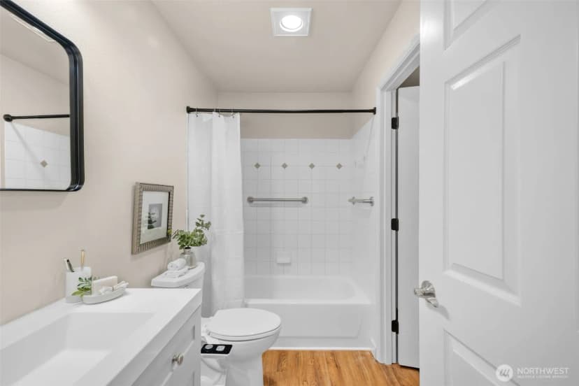 Property photo for 25235 Se Klahanie Boulevard #n102, Sammamish photo 22