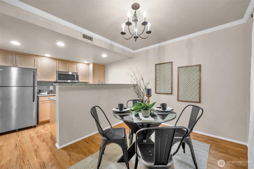 Property photo for 25235 Se Klahanie Boulevard #n102, Sammamish photo 6