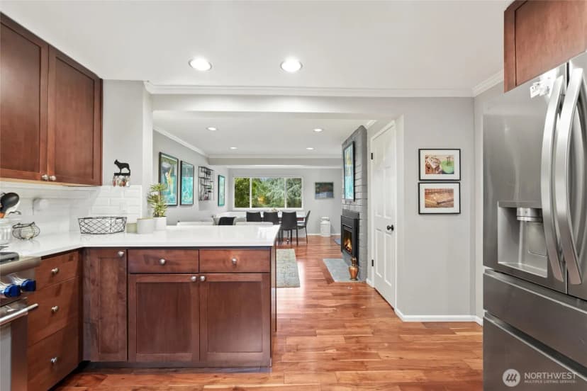 Property photo for 6530 Ne 171st Place, Kenmore photo 11
