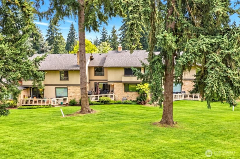 Property photo for 6530 Ne 171st Place, Kenmore photo 34