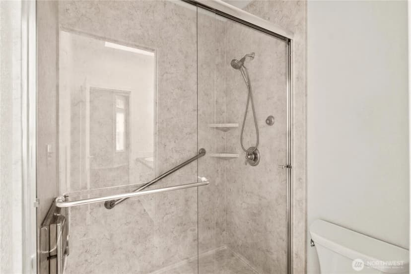 Property photo for 5611 Devonshire Street Se, Olympia photo 20