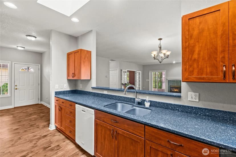 Property photo for 5611 Devonshire Street Se, Olympia photo 10