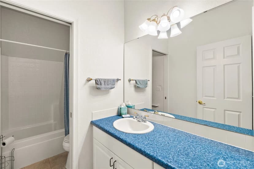 Property photo for 5611 Devonshire Street Se, Olympia photo 24