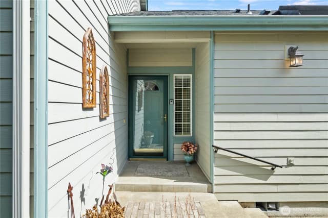 Property photo for 5611 Devonshire Street Se, Olympia photo 4