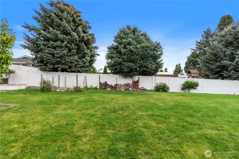 Property photo for 7 S Roland Avenue, East Wenatchee photo 10