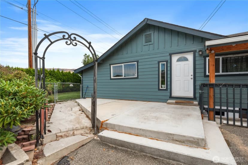 Property photo for 7 S Roland Avenue, East Wenatchee photo 33