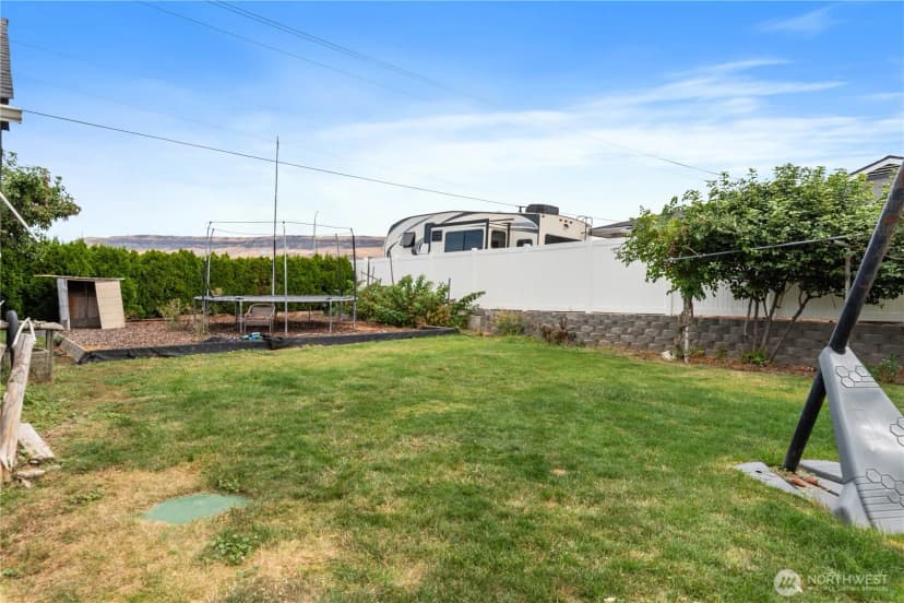 Property photo for 7 S Roland Avenue, East Wenatchee photo 16