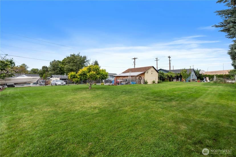 Property photo for 7 S Roland Avenue, East Wenatchee photo 6