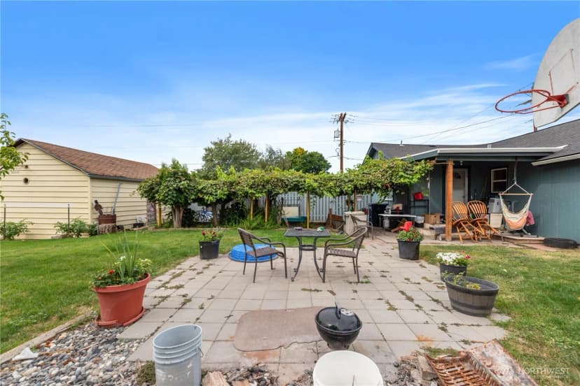Property photo for 7 S Roland Avenue, East Wenatchee photo 11