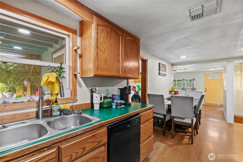 Property photo for 7 S Roland Avenue, East Wenatchee photo 24