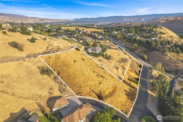 Property photo for 3825 Sunridge Ln, Wenatchee