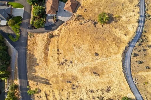 Property photo for 3825 Sunridge Ln, Wenatchee photo 3