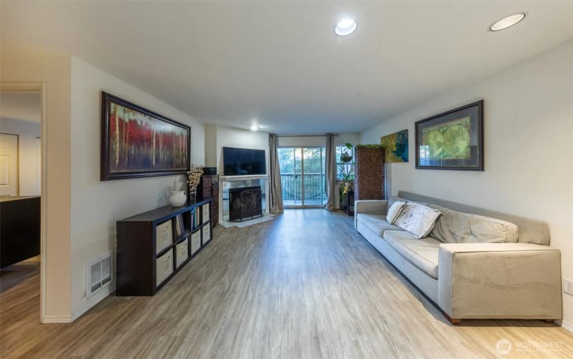 Property photo for 15917 Waynita Way Ne #e206, Bothell photo 8