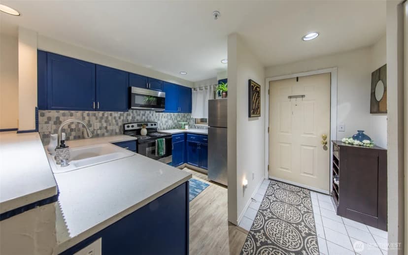 Property photo for 15917 Waynita Way Ne #e206, Bothell photo 7