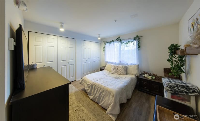 Property photo for 15917 Waynita Way Ne #e206, Bothell photo 12