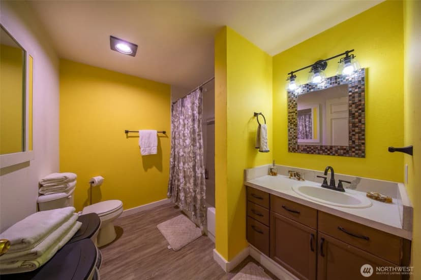Property photo for 15917 Waynita Way Ne #e206, Bothell photo 13