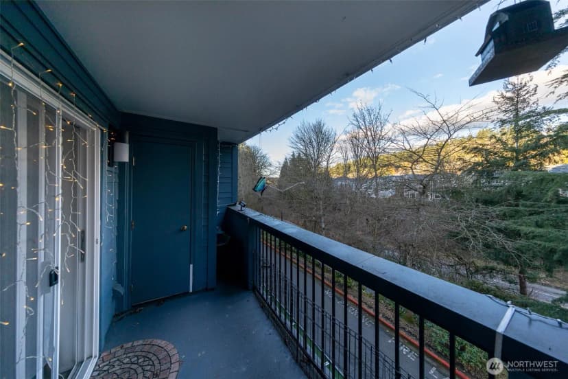 Property photo for 15917 Waynita Way Ne #e206, Bothell photo 16